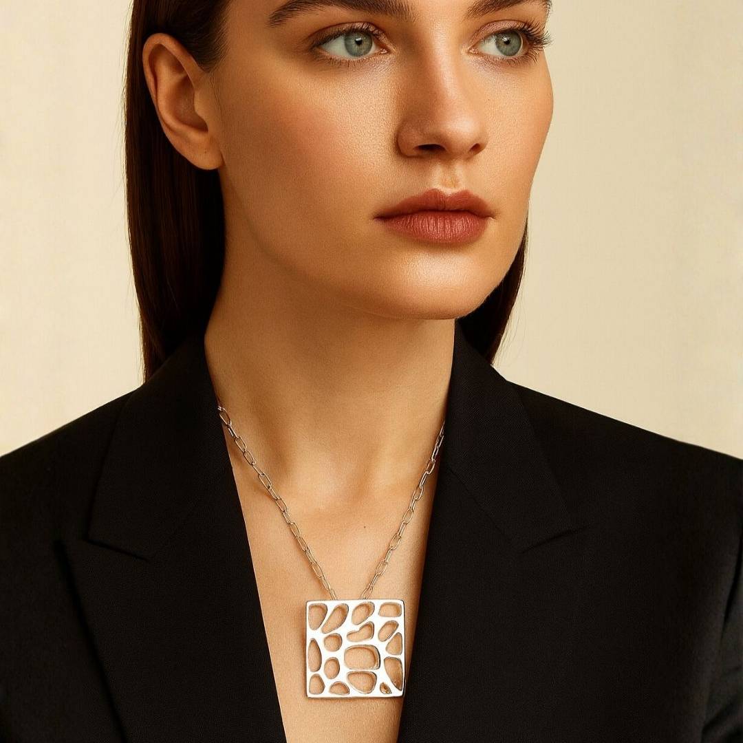 Jaali Necklace