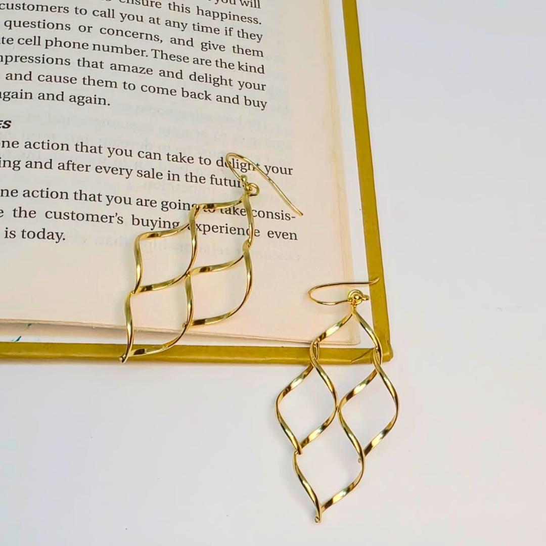 twisted diamond-shaped earring